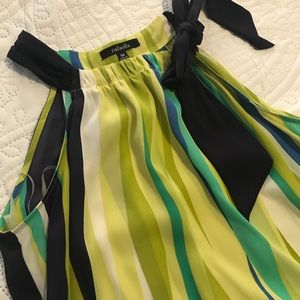 Cute stripe top, Silk material with neck tie!